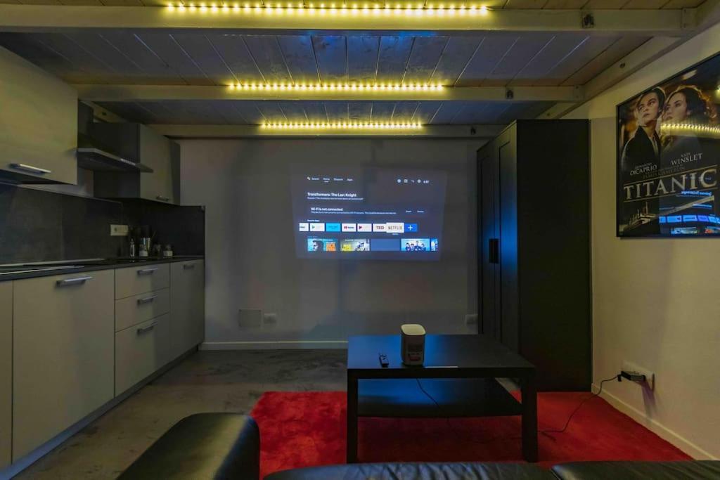 Apartmán Hollywood Housein The Heart Of Turín Exteriér fotografie